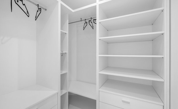 Resale - Villa - Los Alcazares