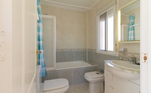 Reventa - Villa - Los Alcazares