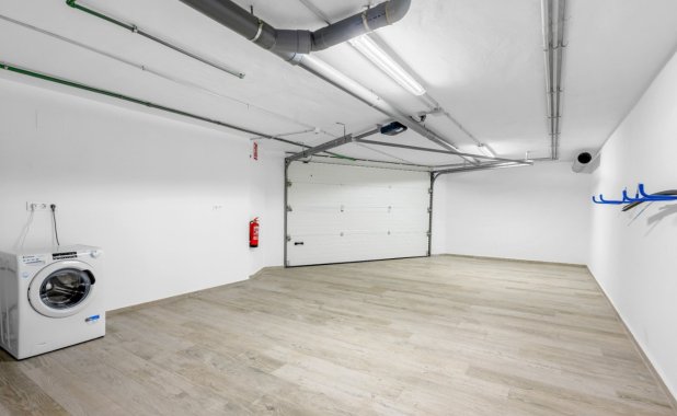 Resale - Villa - Los Alcazares