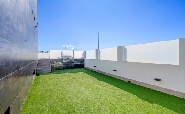 Resale - Villa - Los Alcazares