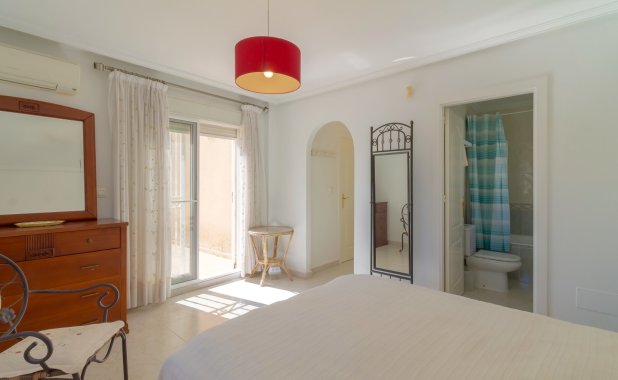 Reventa - Villa - Los Alcazares