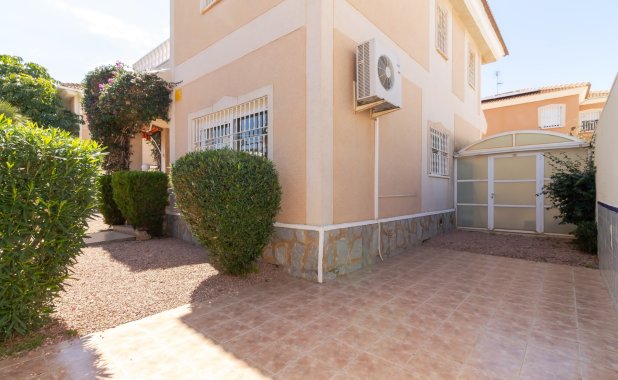 Reventa - Villa - Los Alcazares