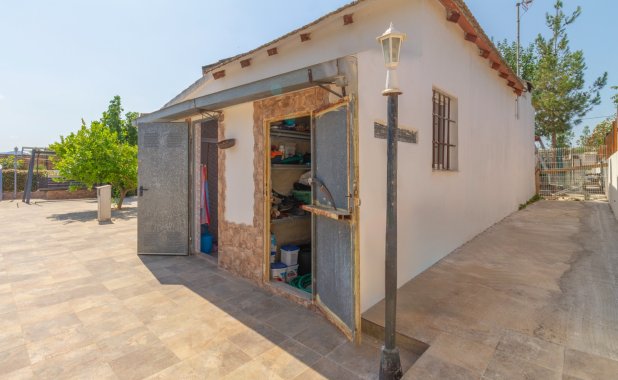 Resale - Villa - Los Alcazares