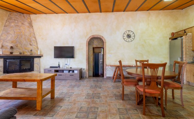 Resale - Villa - Los Alcazares