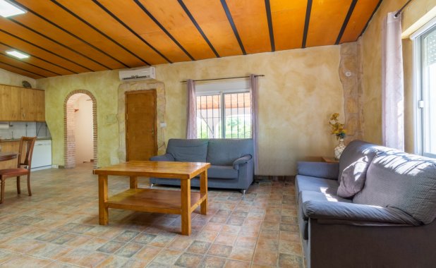 Resale - Villa - Los Alcazares