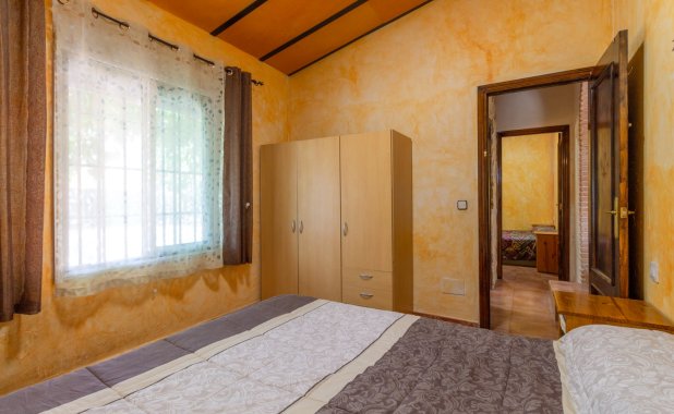 Resale - Villa - Los Alcazares