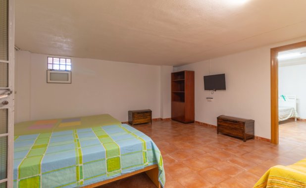 Resale - Villa - Los Alcazares