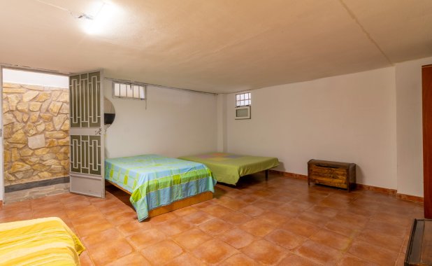 Resale - Villa - Los Alcazares