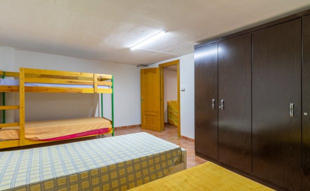 Resale - Villa - Los Alcazares