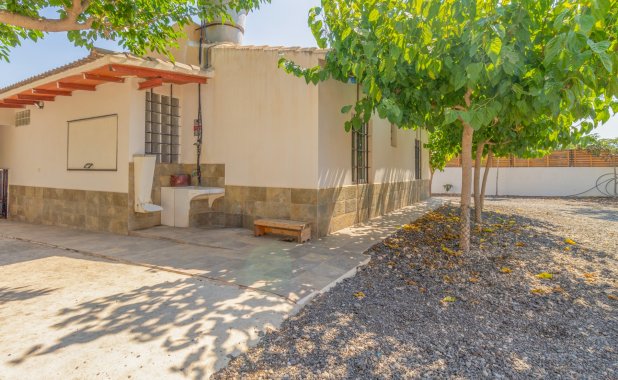 Resale - Villa - Los Alcazares