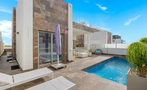 Resale - Villa - Orihuela Costa - Villamartín