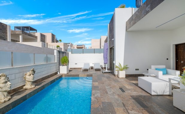 Resale - Villa - Orihuela Costa - Villamartín