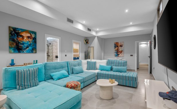 Resale - Villa - Orihuela Costa - Villamartín
