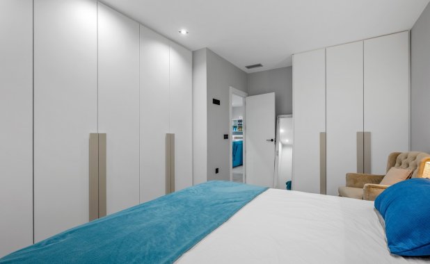 Resale - Villa - Orihuela Costa - Villamartín
