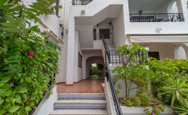 Resale - Apartment - Orihuela Costa - Cabo Roig