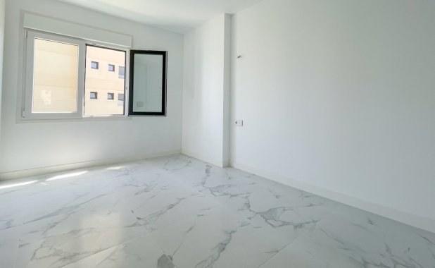 Resale - Apartment - Orihuela Costa - Punta Prima