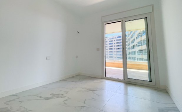 Resale - Apartment - Orihuela Costa - Punta Prima