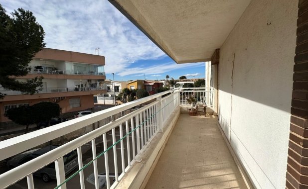 Resale - Apartment - Los Alcazares
